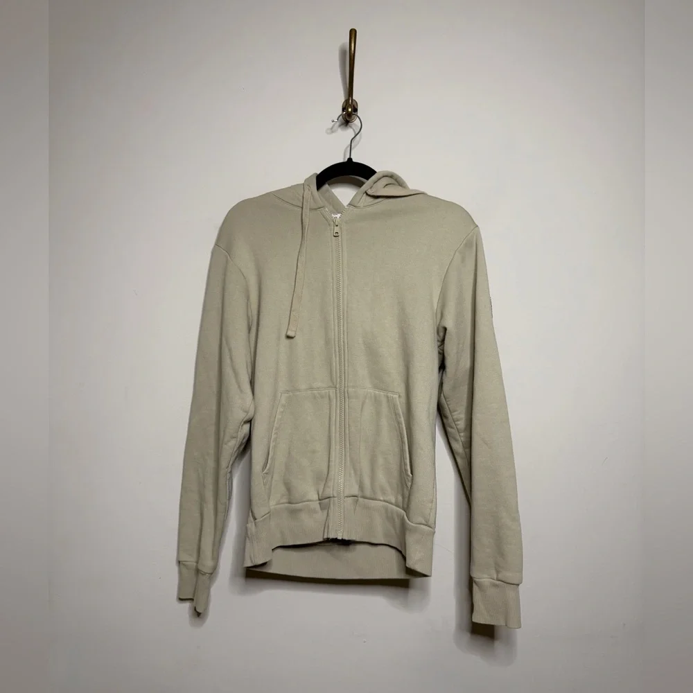ALO Yoga Everyday Full Zip Hoodie in California Sand